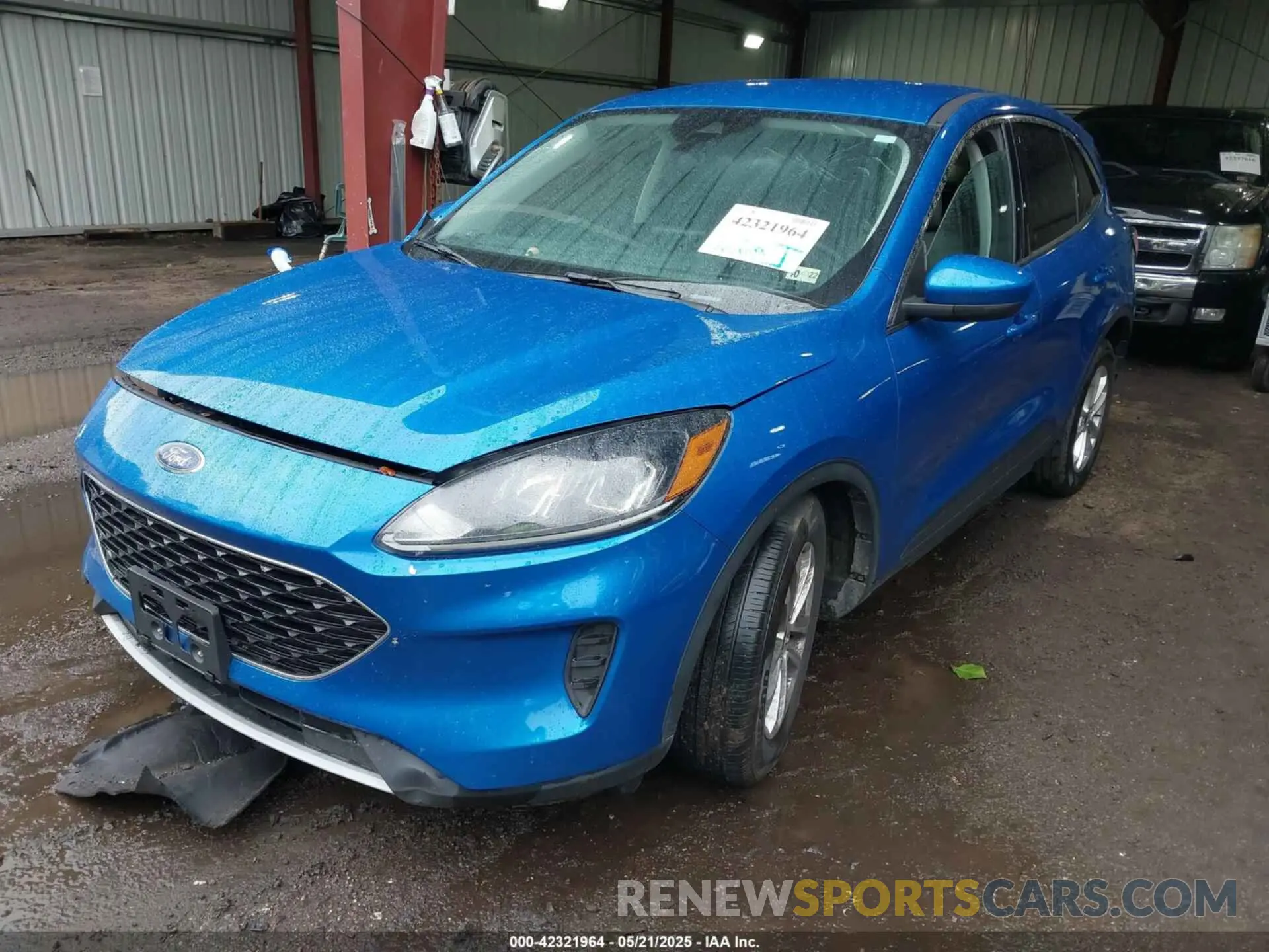 2 Photograph of a damaged car 1FMCU0G68MUB08310 FORD ESCAPE 2021