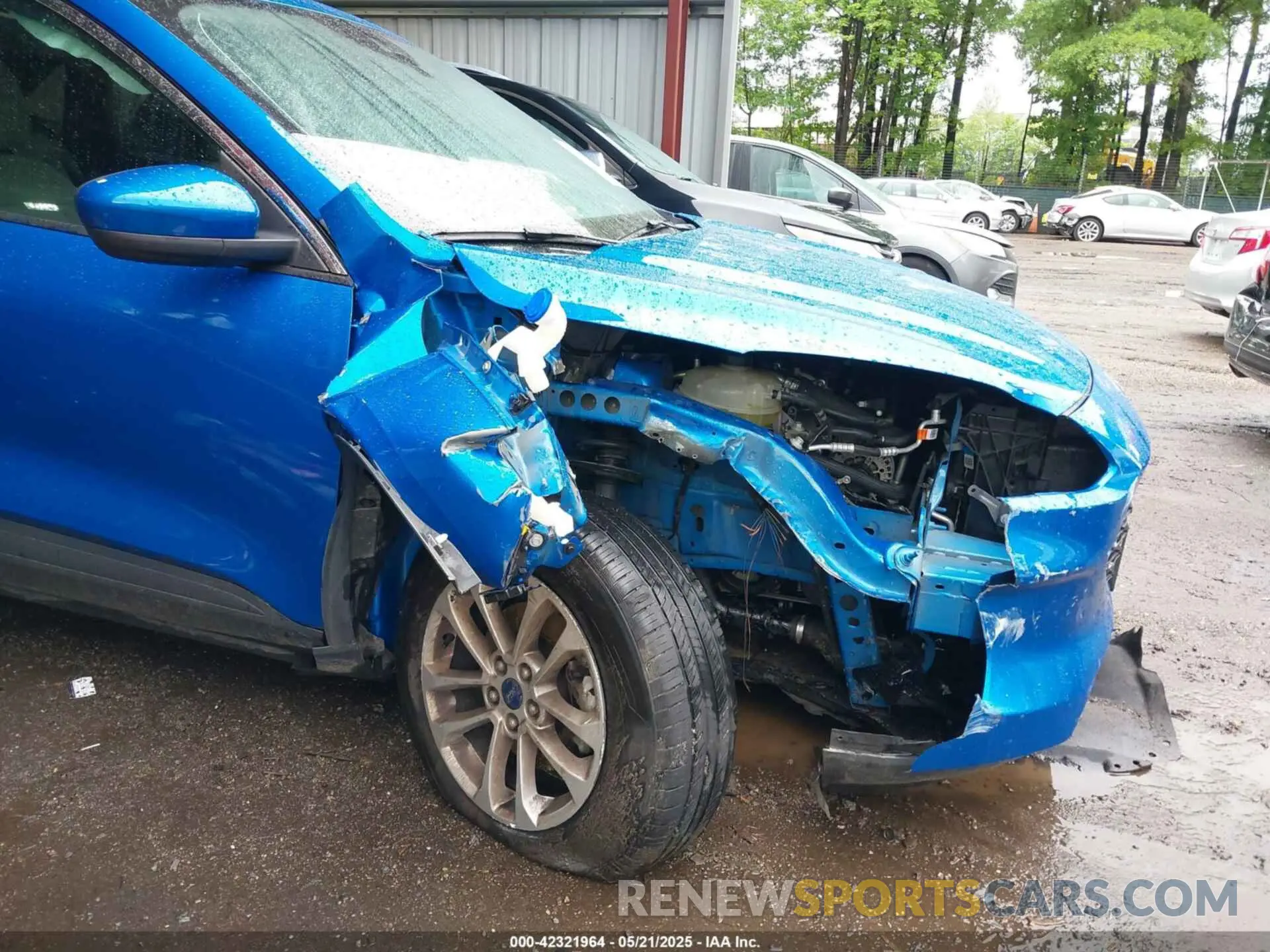 6 Photograph of a damaged car 1FMCU0G68MUB08310 FORD ESCAPE 2021