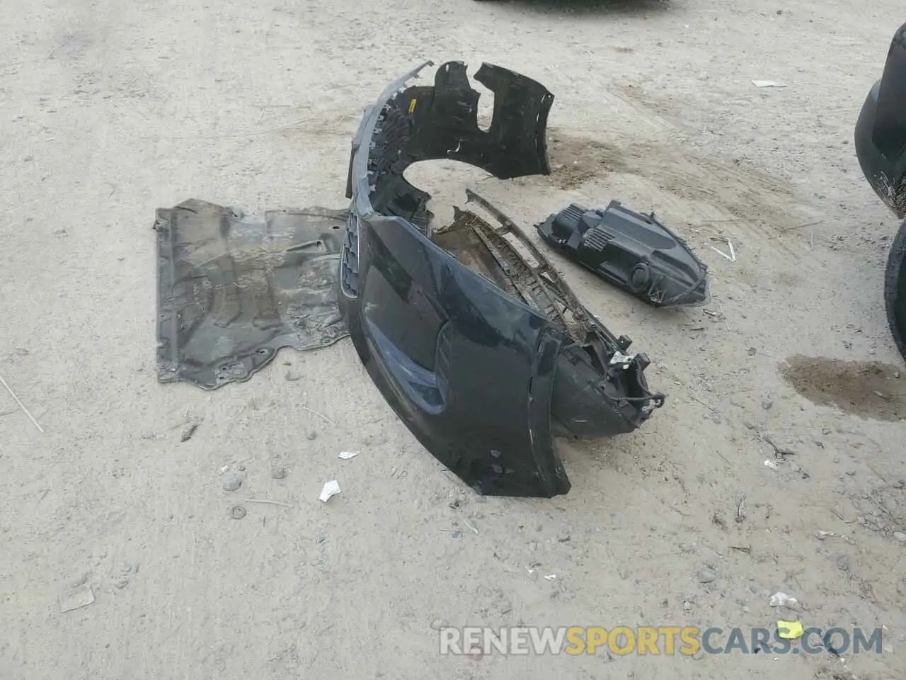 13 Photograph of a damaged car 1FMCU0G69MUA99066 FORD ESCAPE 2021