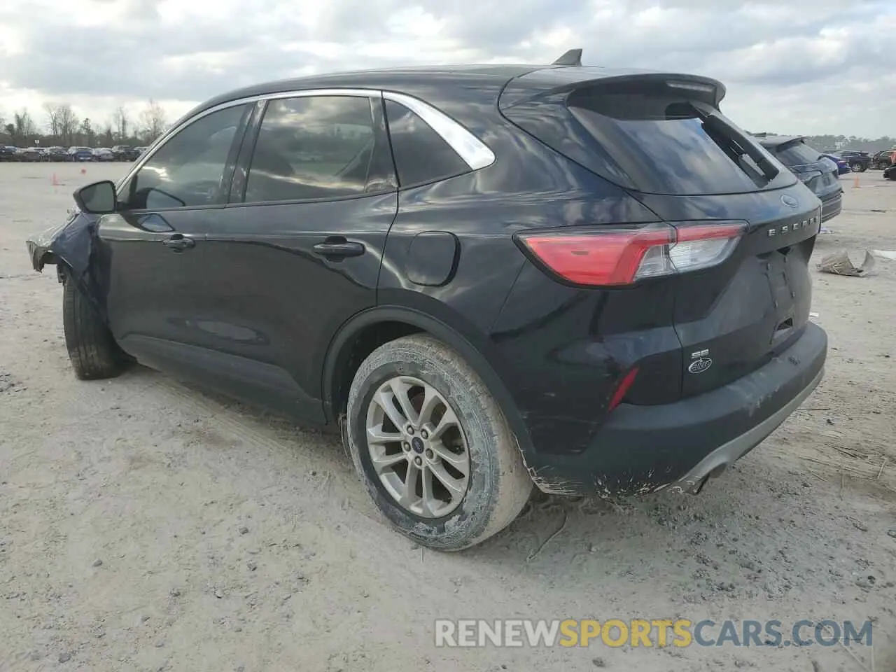 2 Photograph of a damaged car 1FMCU0G69MUA99066 FORD ESCAPE 2021