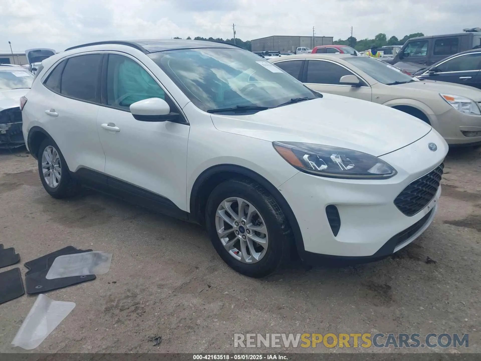 1 Photograph of a damaged car 1FMCU0G6XMUA26997 FORD ESCAPE 2021