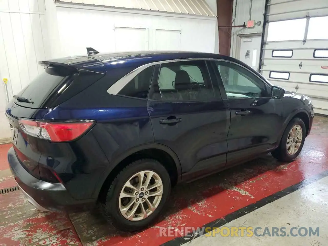 3 Фотография поврежденного автомобиля 1FMCU0G6XMUA67758 FORD ESCAPE 2021