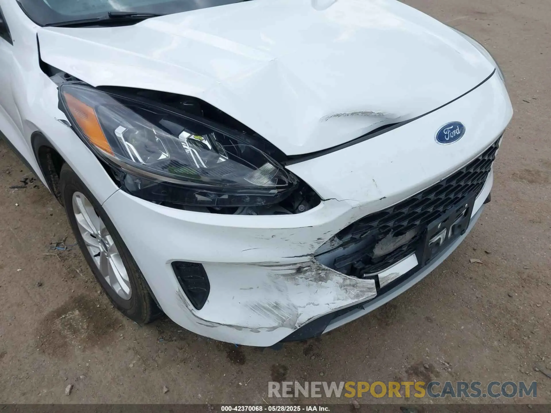 6 Photograph of a damaged car 1FMCU0G6XMUA67856 FORD ESCAPE 2021