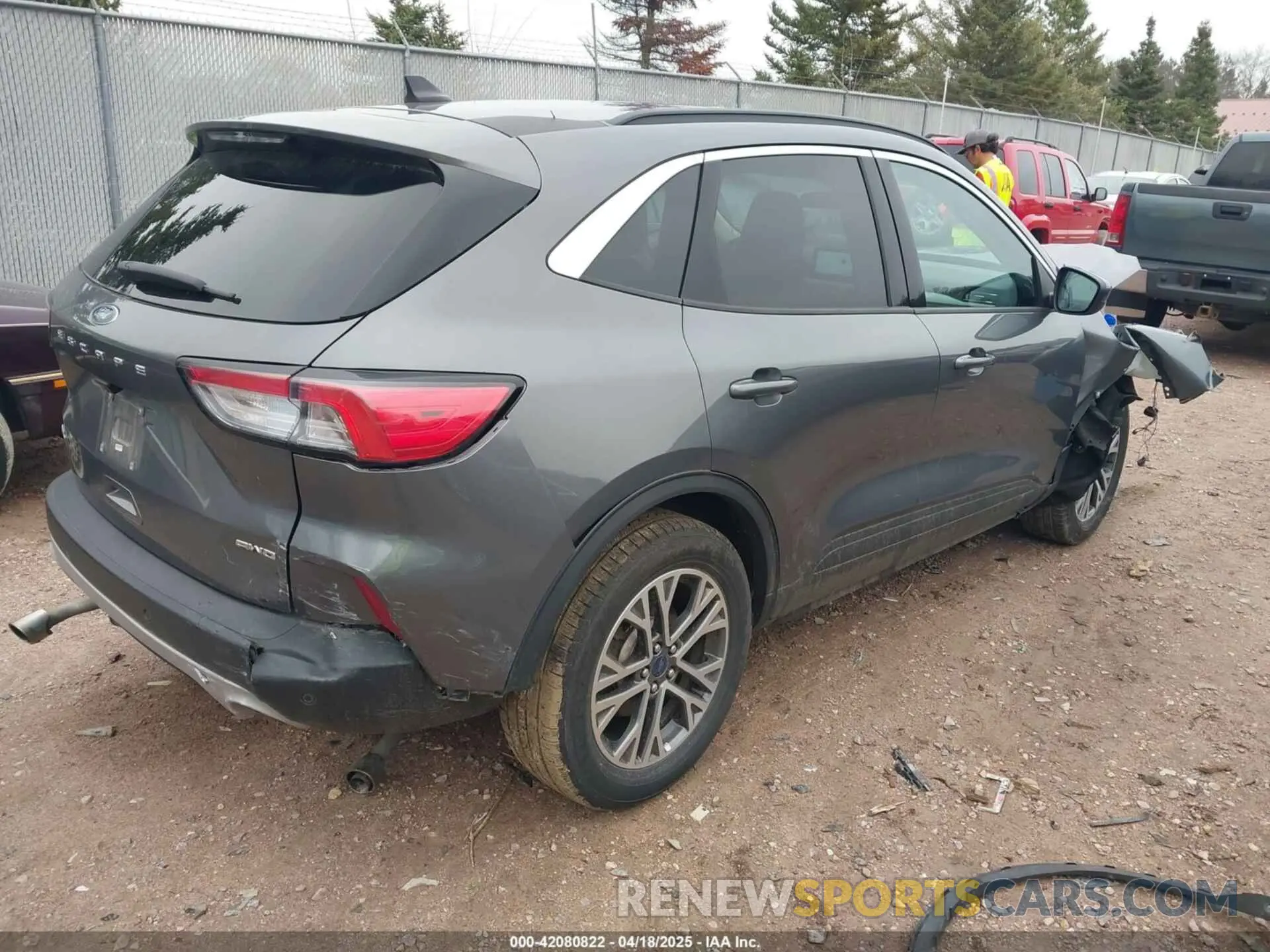 4 Фотография поврежденного автомобиля 1FMCU0H60MUA56833 FORD ESCAPE 2021