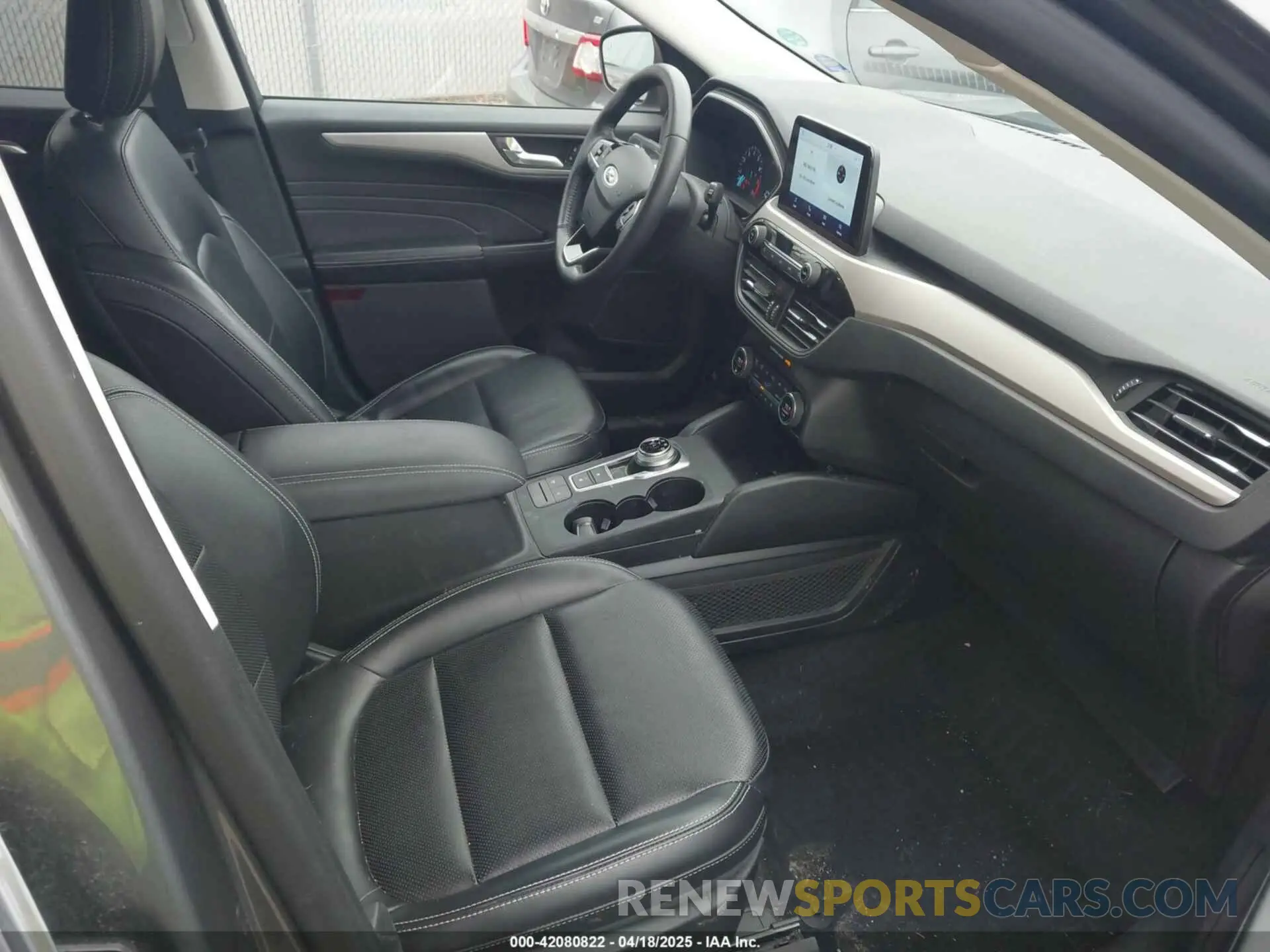 5 Фотография поврежденного автомобиля 1FMCU0H60MUA56833 FORD ESCAPE 2021