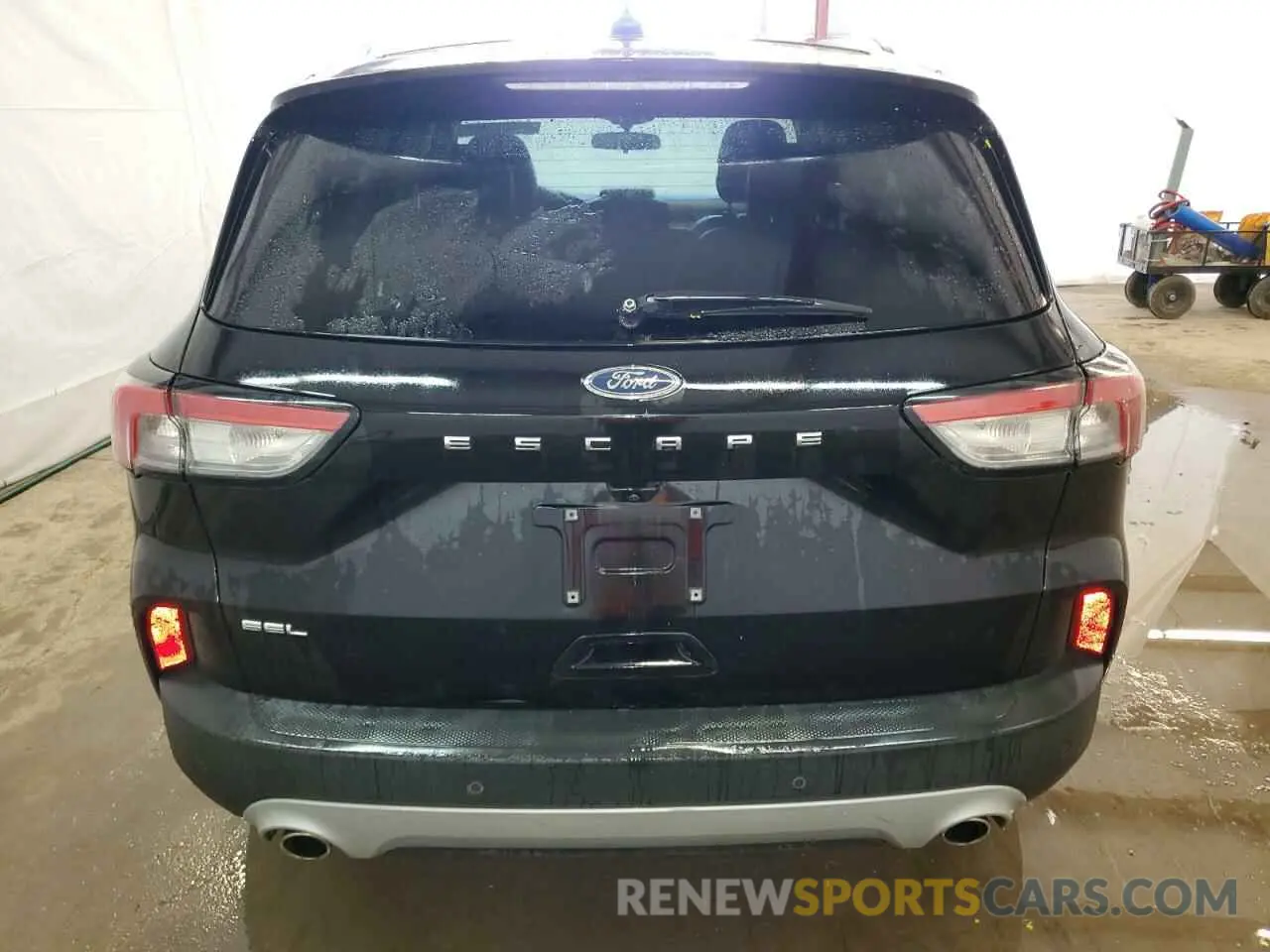 6 Фотография поврежденного автомобиля 1FMCU0H60MUB29618 FORD ESCAPE 2021