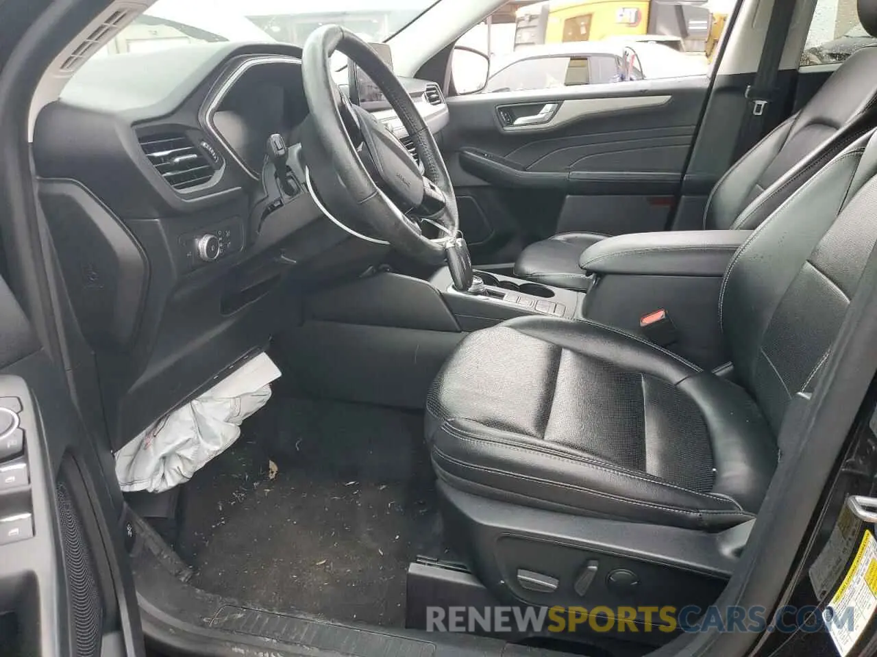 7 Photograph of a damaged car 1FMCU0H62MUA56736 FORD ESCAPE 2021