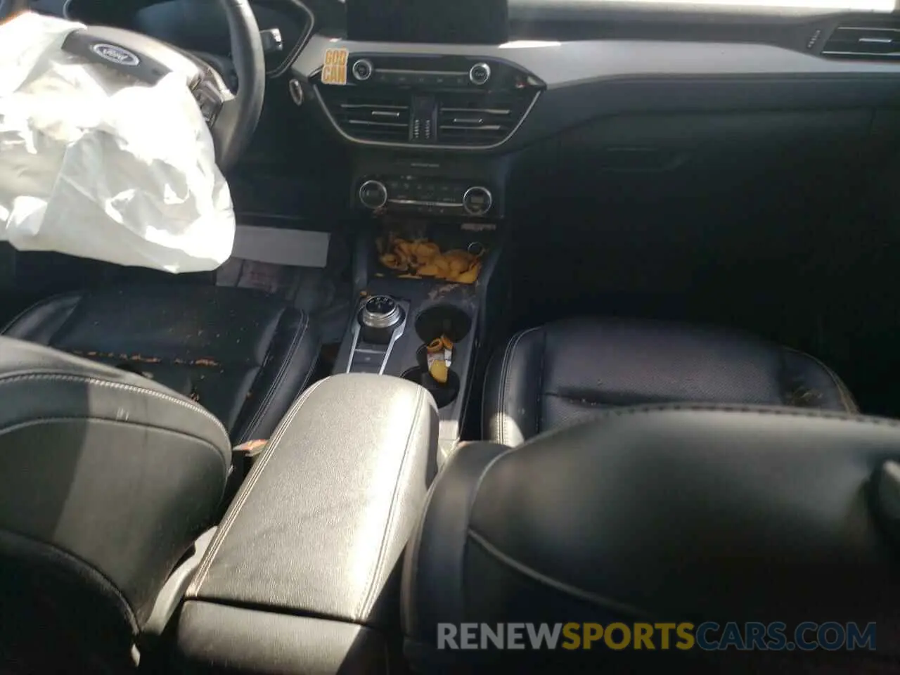 8 Photograph of a damaged car 1FMCU0H64MUA57452 FORD ESCAPE 2021