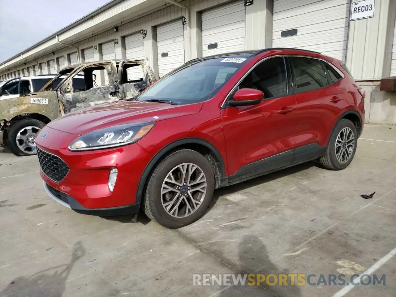 1 Photograph of a damaged car 1FMCU0H68MUA69412 FORD ESCAPE 2021