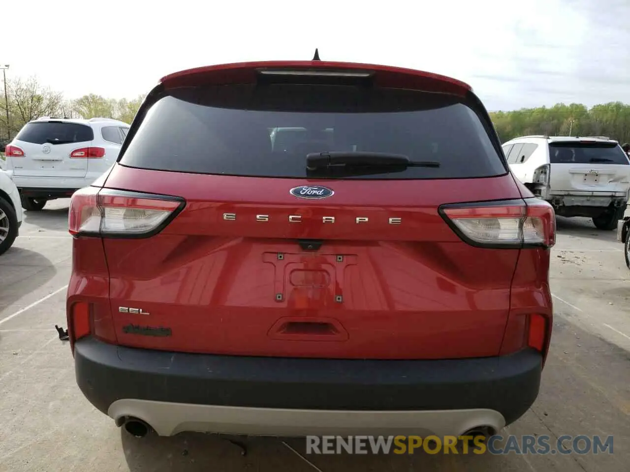 6 Photograph of a damaged car 1FMCU0H68MUA69412 FORD ESCAPE 2021