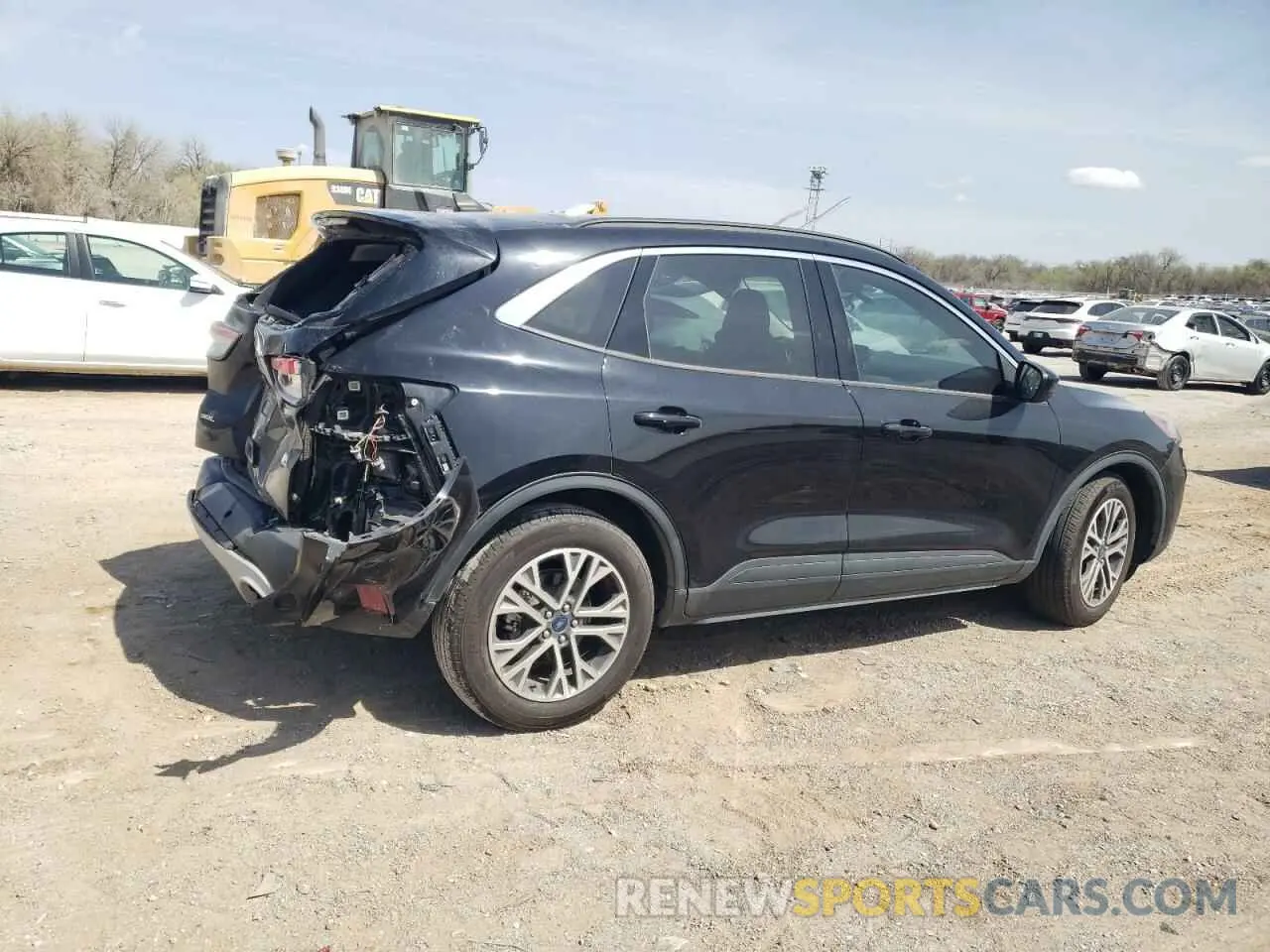3 Photograph of a damaged car 1FMCU0H69MUA15486 FORD ESCAPE 2021