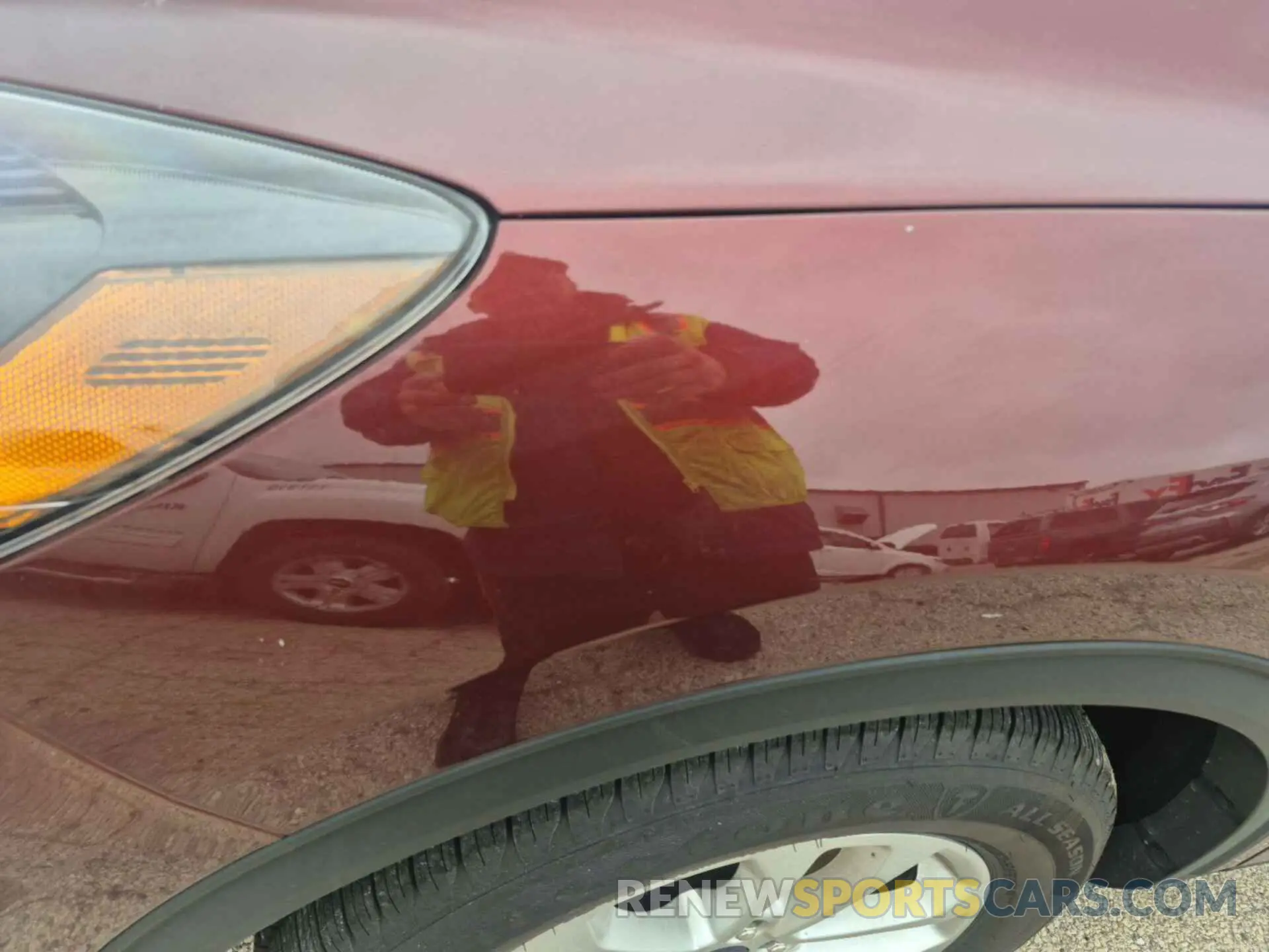 10 Photograph of a damaged car 1FMCU9BZ1MUA53074 FORD ESCAPE 2021