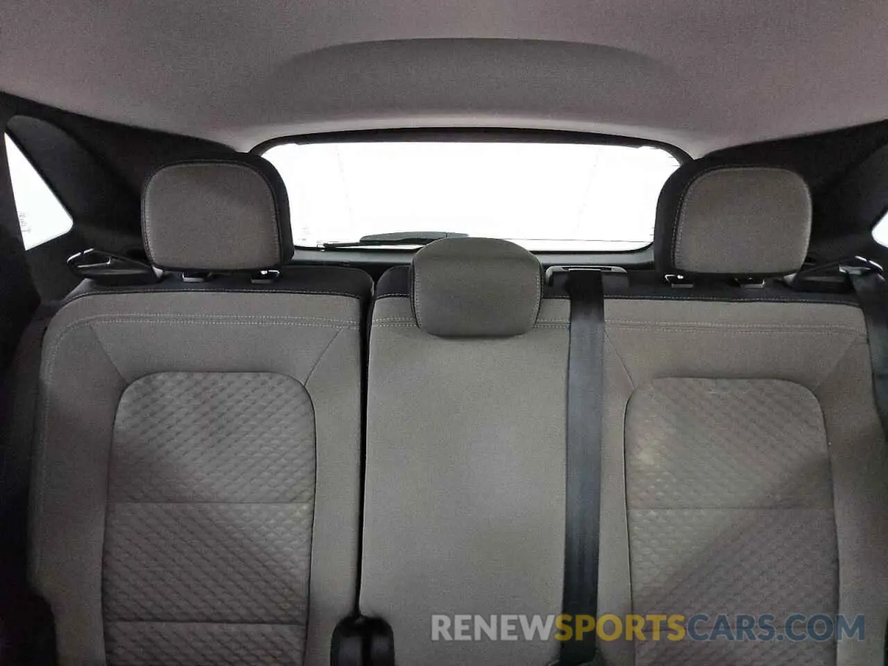 10 Фотография поврежденного автомобиля 1FMCU9BZ2MUB26923 FORD ESCAPE 2021