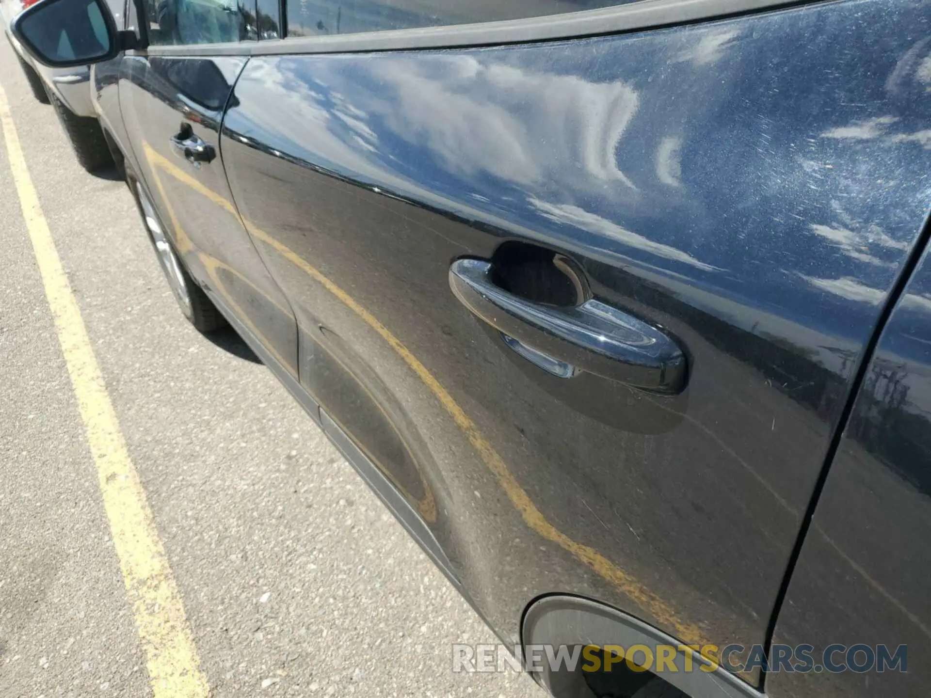 13 Photograph of a damaged car 1FMCU9BZ3MUA52900 FORD ESCAPE 2021