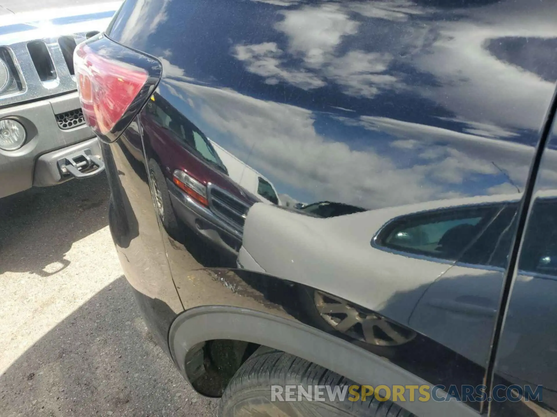 22 Photograph of a damaged car 1FMCU9BZ3MUA52900 FORD ESCAPE 2021
