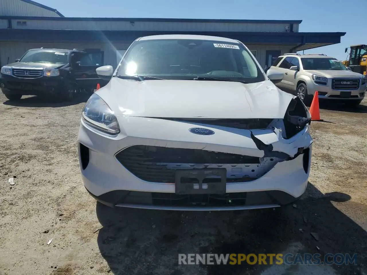 5 Photograph of a damaged car 1FMCU9BZ3MUA89817 FORD ESCAPE 2021