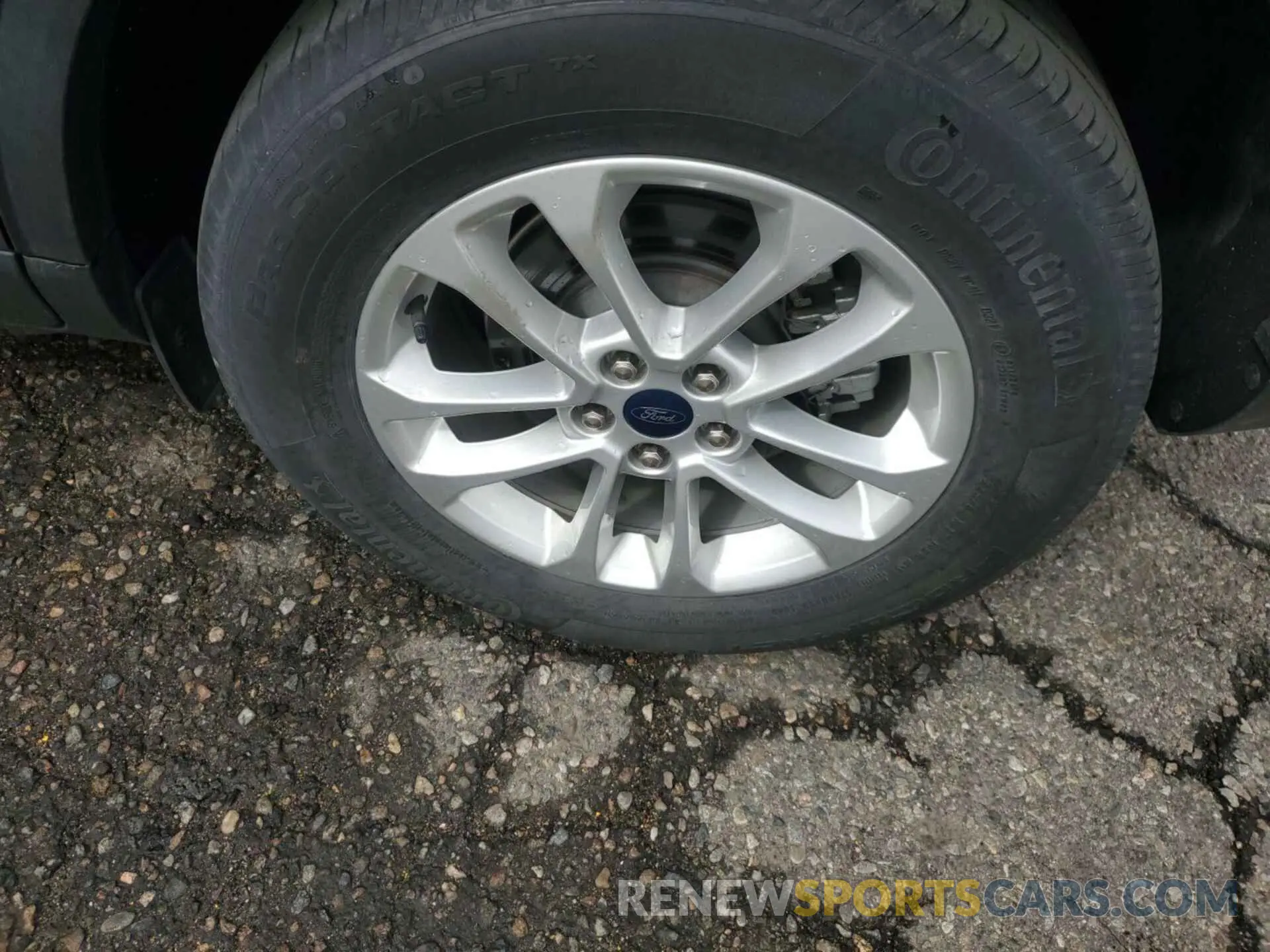 16 Photograph of a damaged car 1FMCU9BZ4MUA53098 FORD ESCAPE 2021