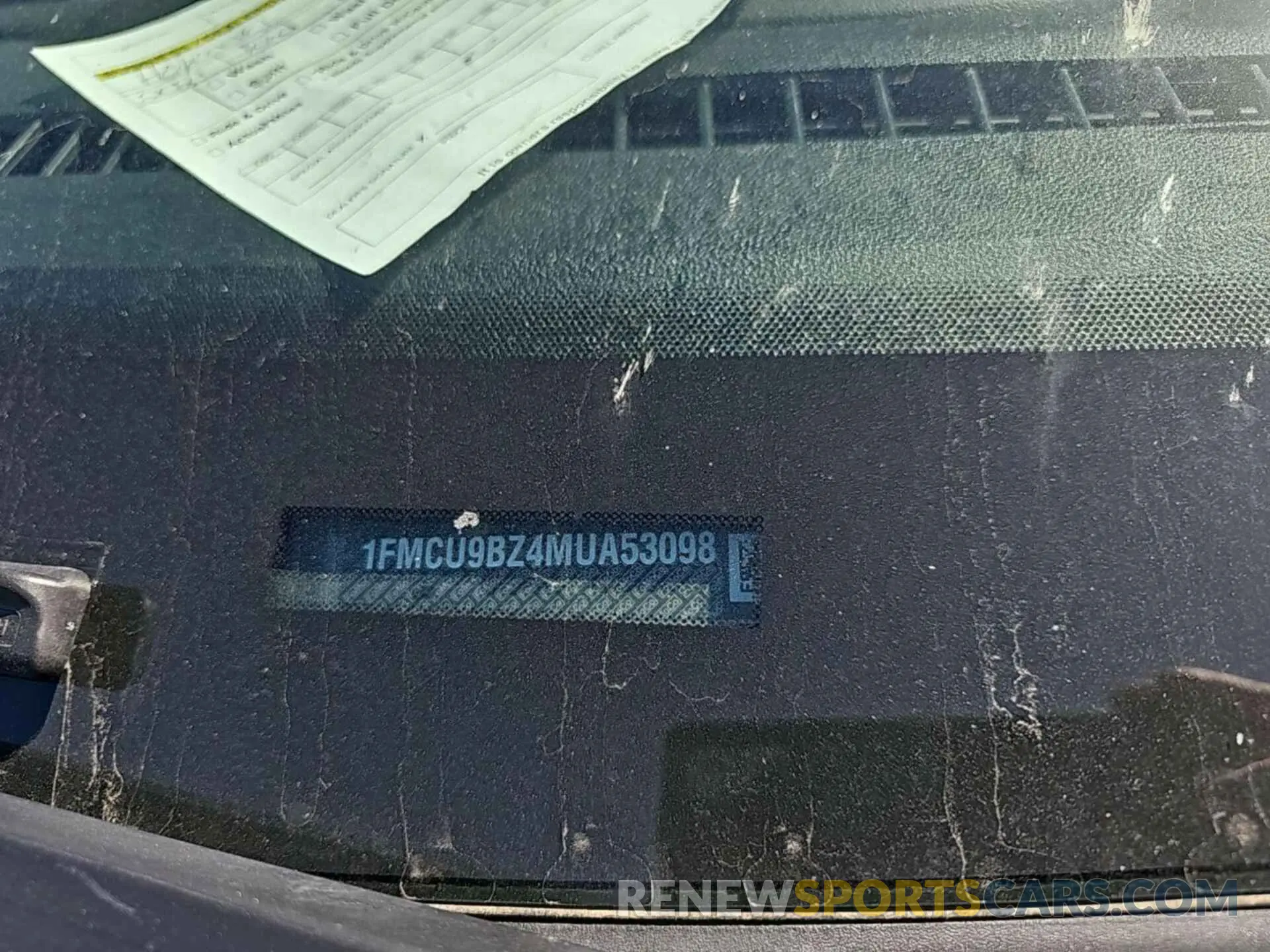 22 Photograph of a damaged car 1FMCU9BZ4MUA53098 FORD ESCAPE 2021