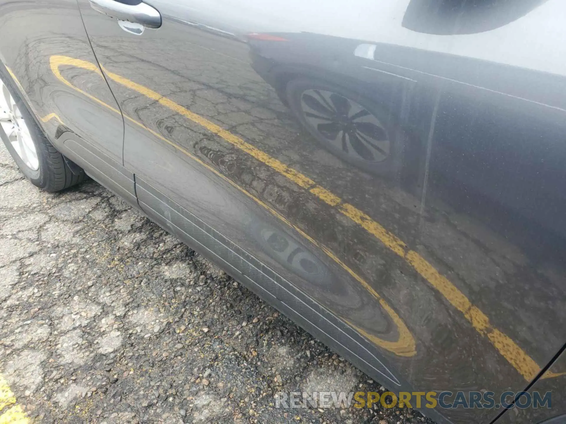 23 Photograph of a damaged car 1FMCU9BZ4MUA53098 FORD ESCAPE 2021