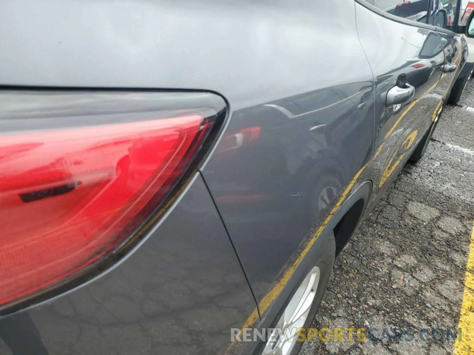 5 Photograph of a damaged car 1FMCU9BZ4MUA53098 FORD ESCAPE 2021
