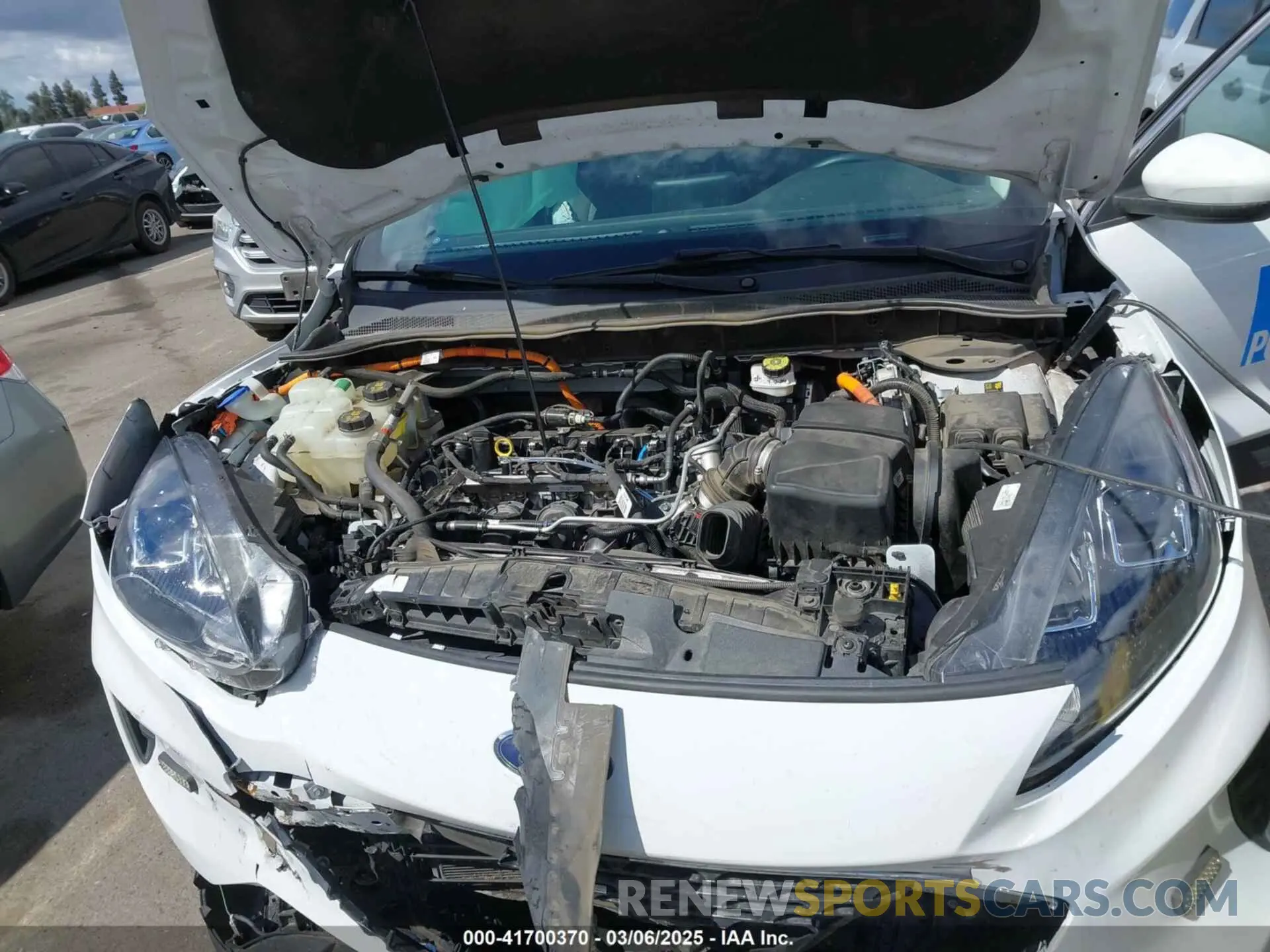 10 Photograph of a damaged car 1FMCU9BZ7MUB03055 FORD ESCAPE 2021