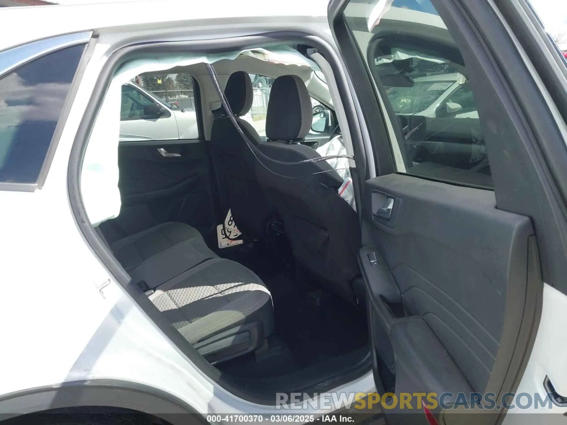 8 Photograph of a damaged car 1FMCU9BZ7MUB03055 FORD ESCAPE 2021