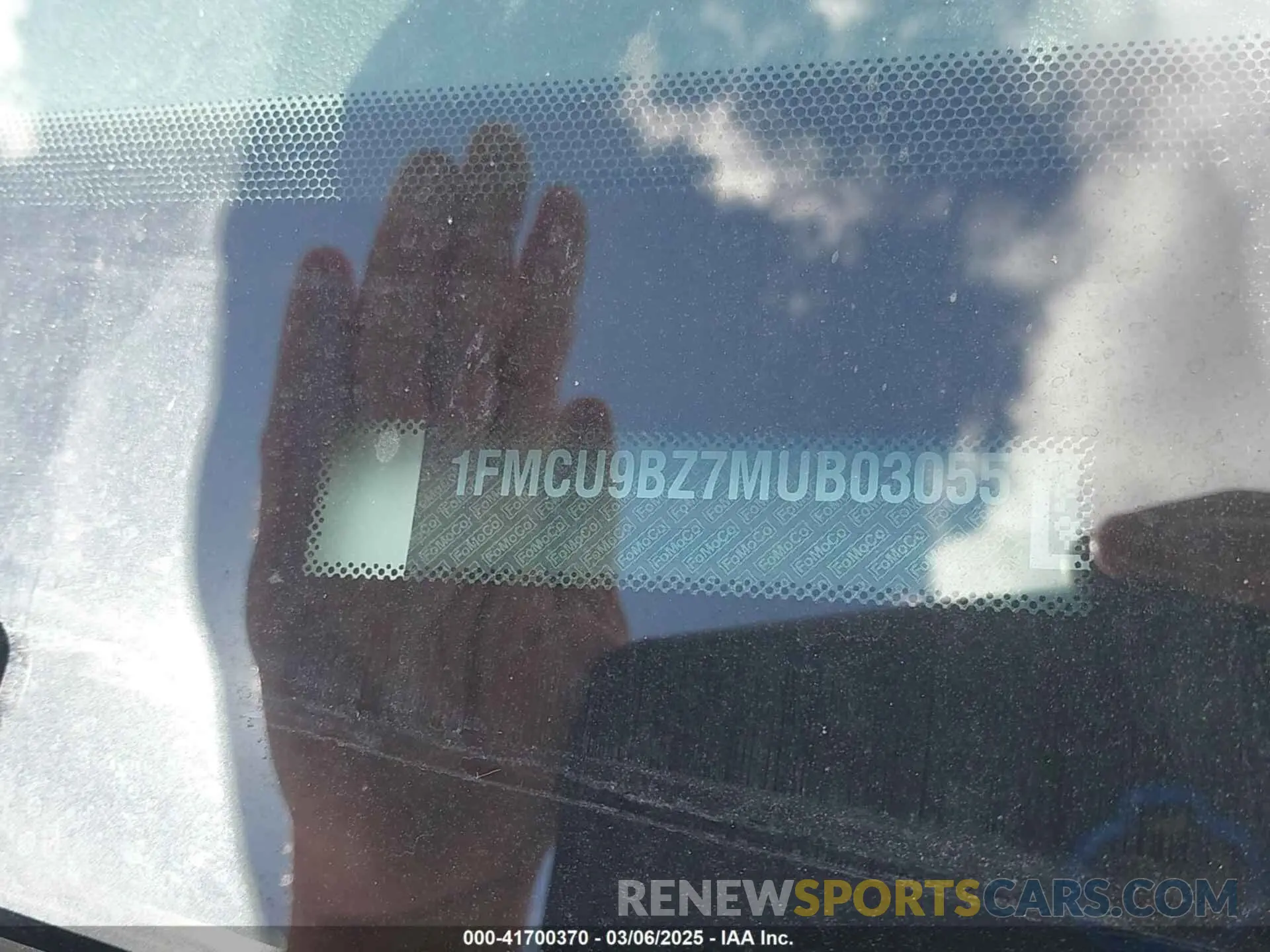 9 Photograph of a damaged car 1FMCU9BZ7MUB03055 FORD ESCAPE 2021