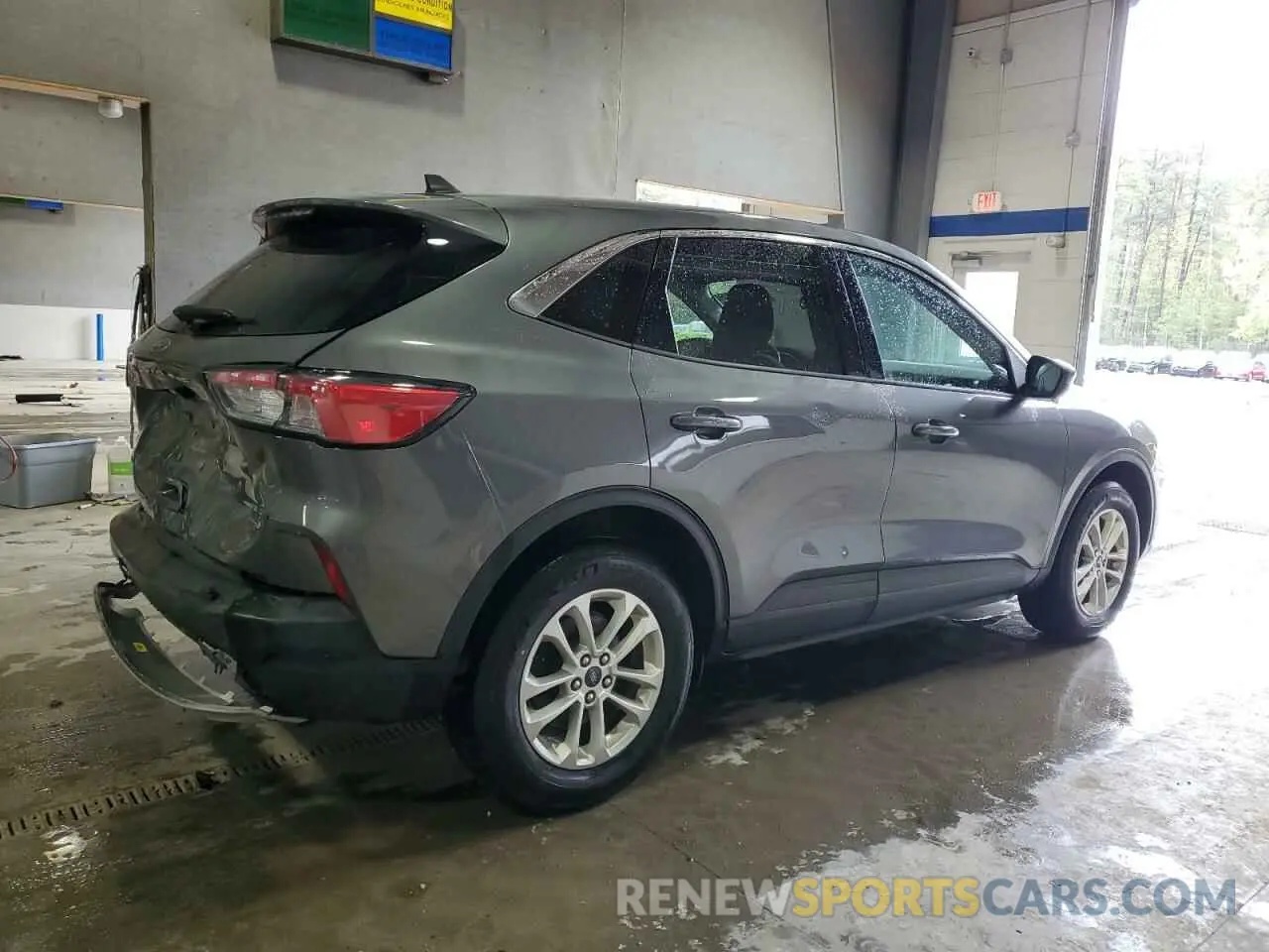 3 Photograph of a damaged car 1FMCU9BZ8MUA37079 FORD ESCAPE 2021