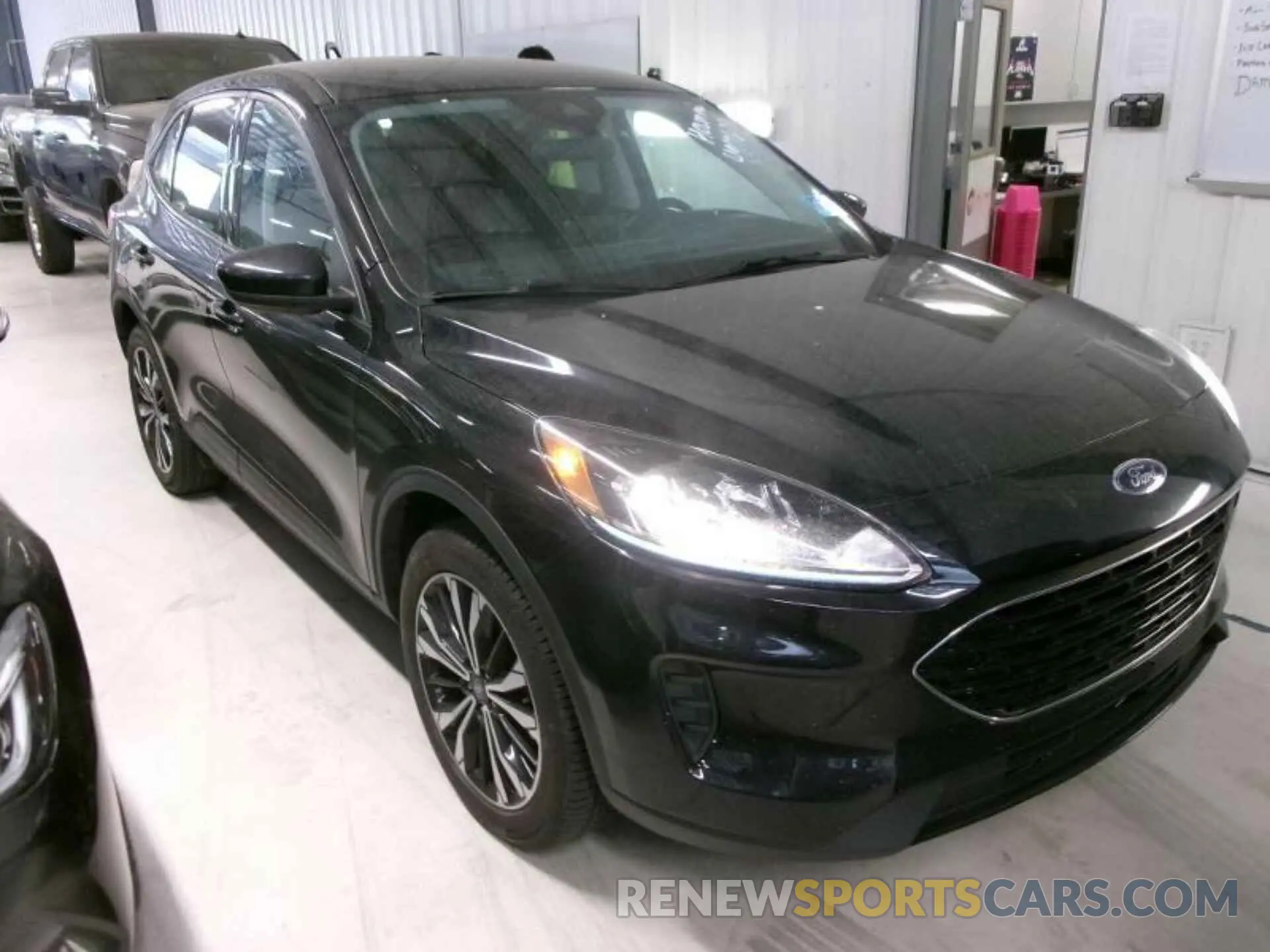 11 Photograph of a damaged car 1FMCU9BZXMUA20414 FORD ESCAPE 2021