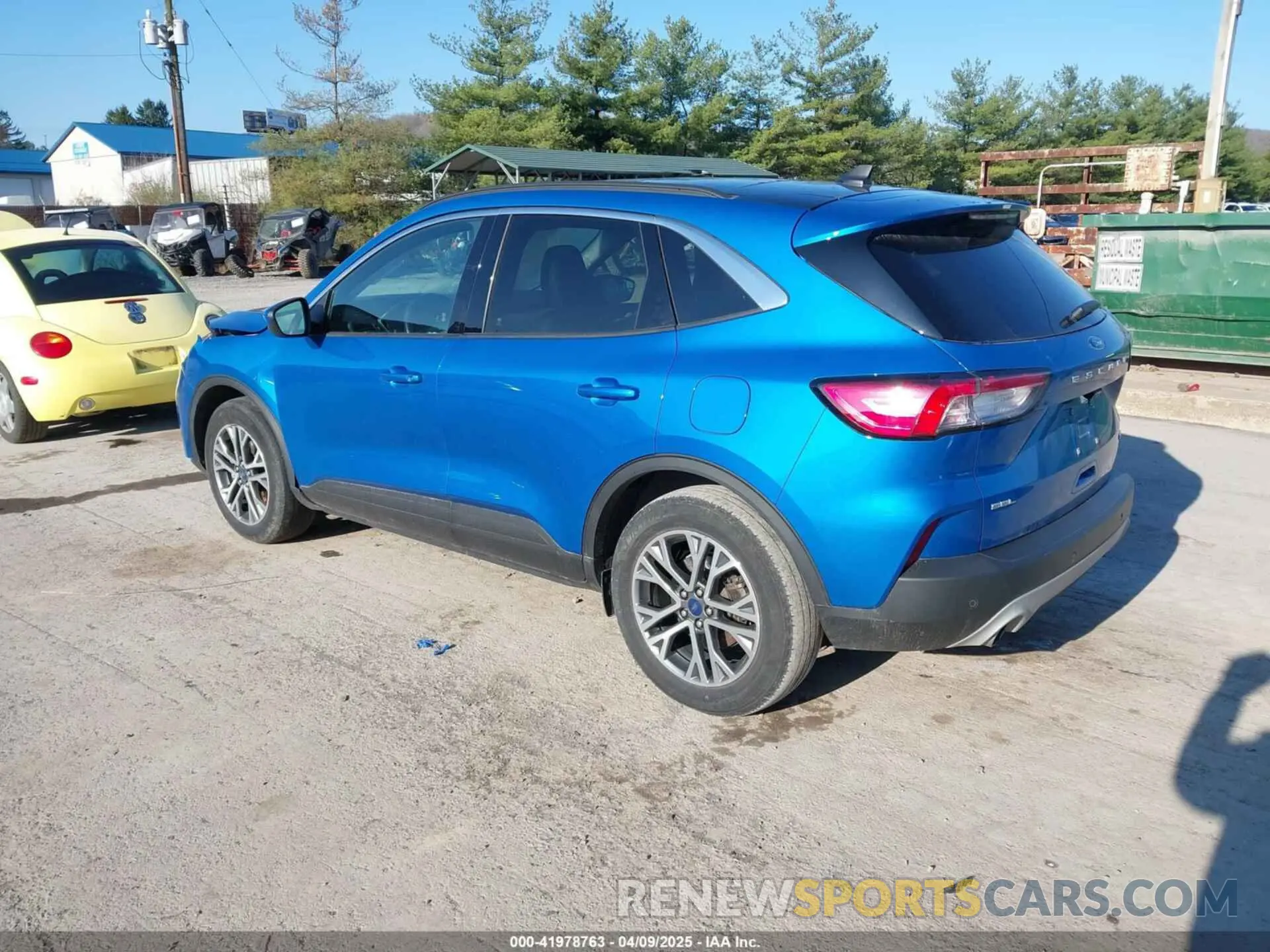 3 Фотография поврежденного автомобиля 1FMCU9CZ7MUA20319 FORD ESCAPE 2021