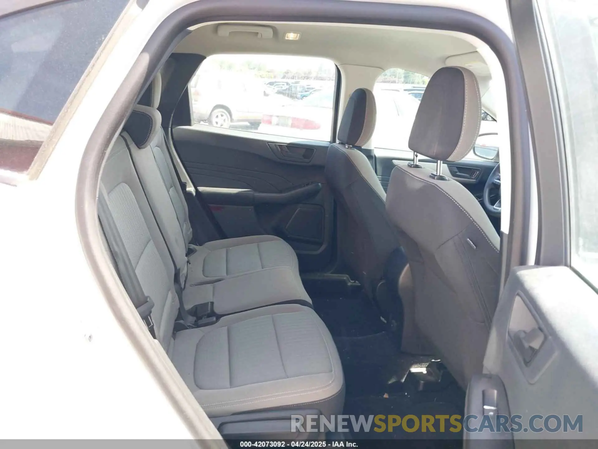 8 Фотография поврежденного автомобиля 1FMCU9F60MUA31616 FORD ESCAPE 2021