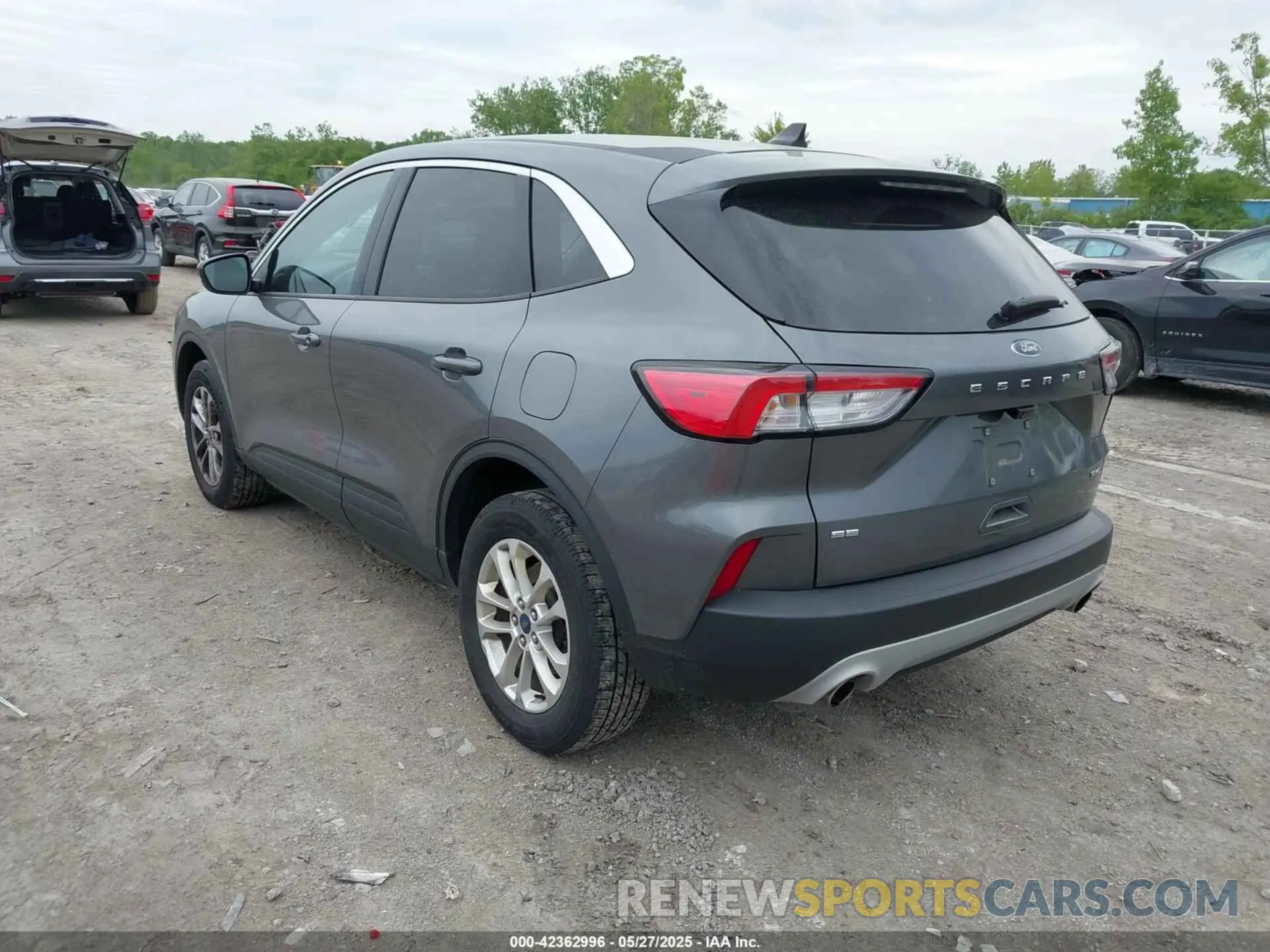 3 Photograph of a damaged car 1FMCU9G60MUA15379 FORD ESCAPE 2021