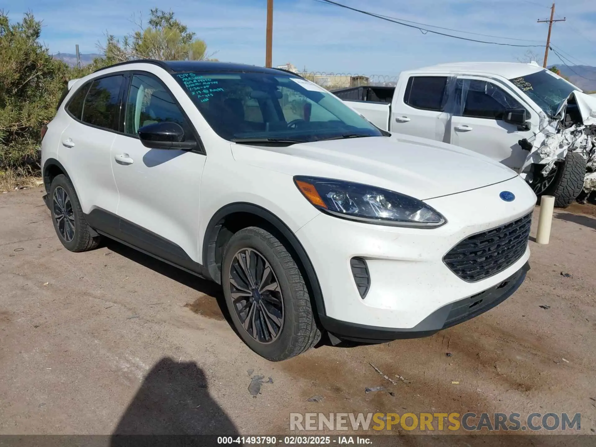1 Фотография поврежденного автомобиля 1FMCU9G61MUA62744 FORD ESCAPE 2021