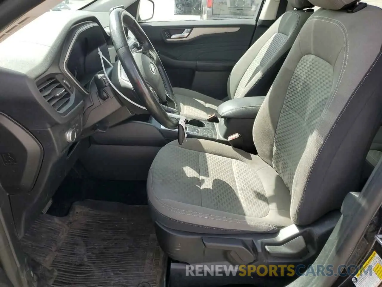 7 Photograph of a damaged car 1FMCU9G61MUA68303 FORD ESCAPE 2021