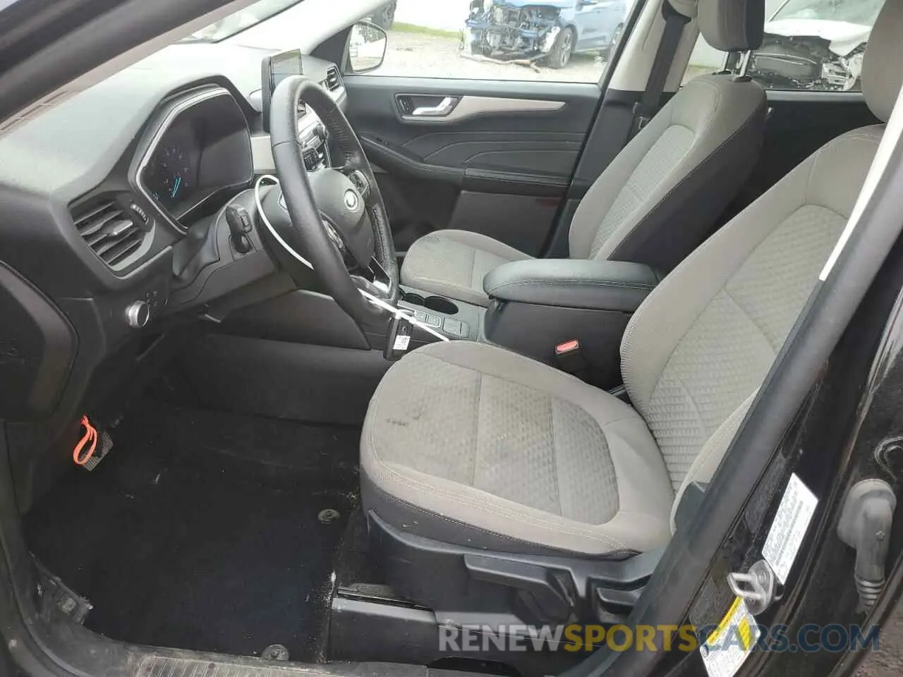 7 Photograph of a damaged car 1FMCU9G63MUA20883 FORD ESCAPE 2021