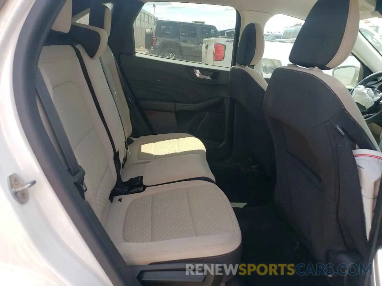 11 Фотография поврежденного автомобиля 1FMCU9G63MUA43029 FORD ESCAPE 2021