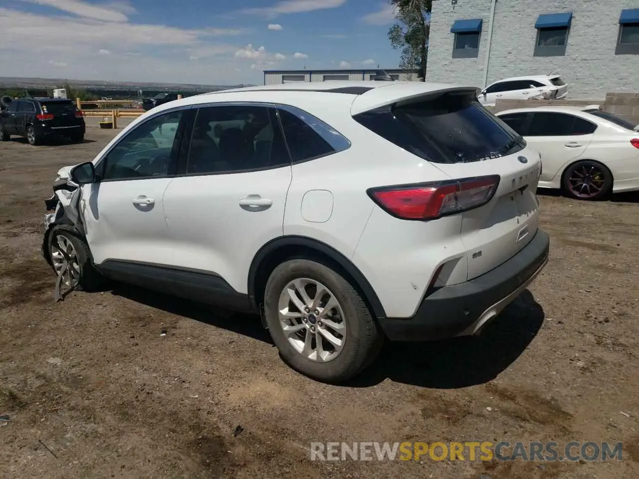 2 Фотография поврежденного автомобиля 1FMCU9G63MUA43029 FORD ESCAPE 2021
