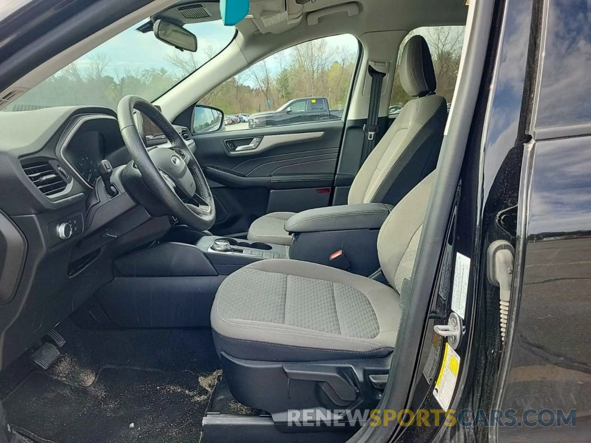 21 Photograph of a damaged car 1FMCU9G63MUA74393 FORD ESCAPE 2021