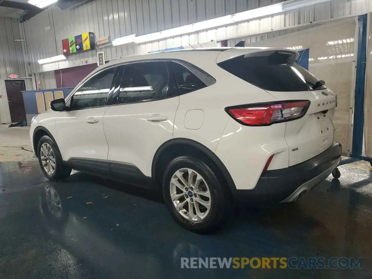 2 Photograph of a damaged car 1FMCU9G63MUB08025 FORD ESCAPE 2021