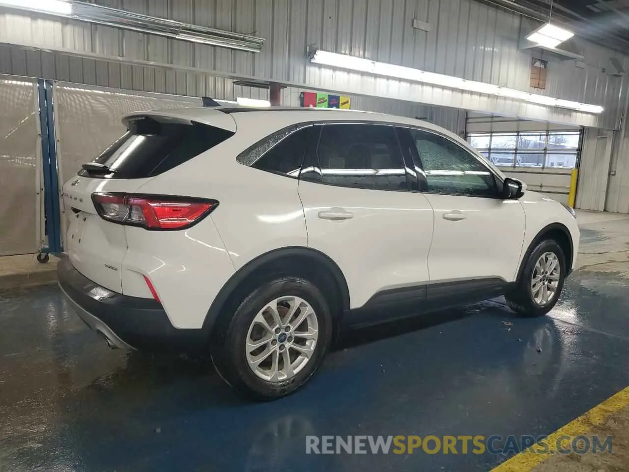 3 Photograph of a damaged car 1FMCU9G63MUB08025 FORD ESCAPE 2021
