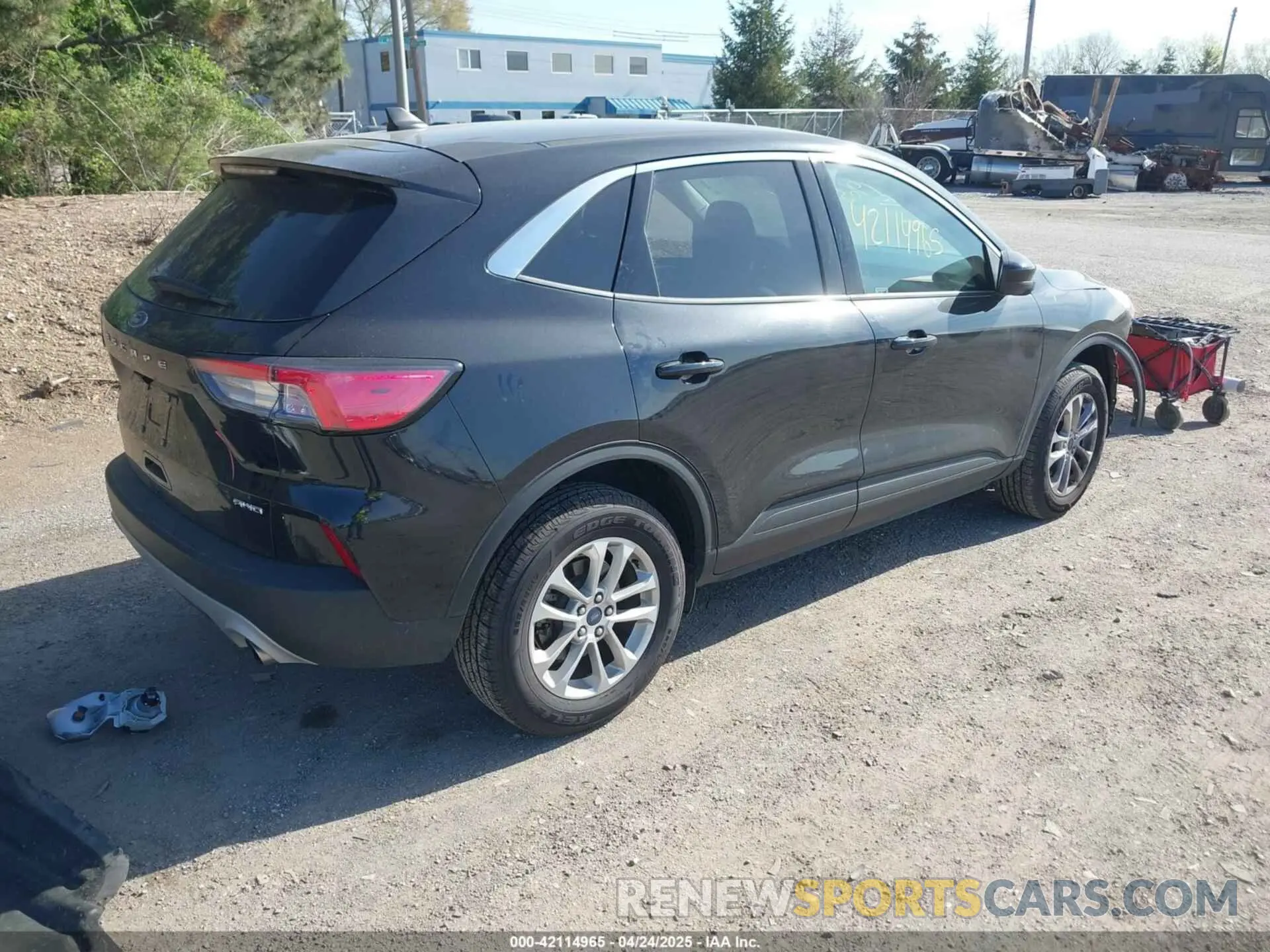 4 Фотография поврежденного автомобиля 1FMCU9G64MUA90702 FORD ESCAPE 2021