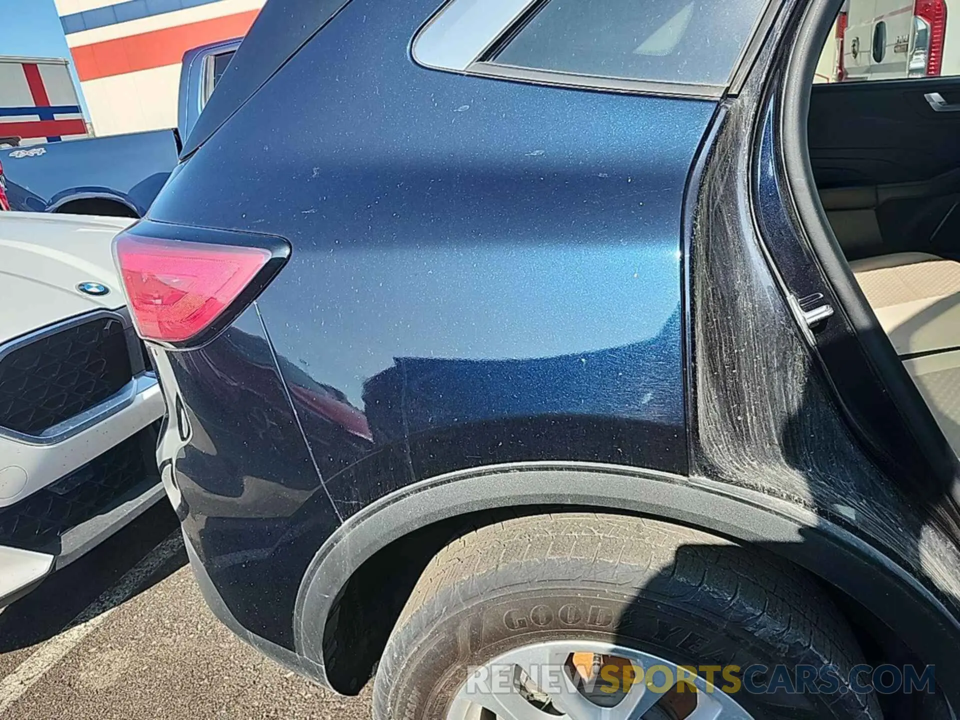 7 Фотография поврежденного автомобиля 1FMCU9G64MUA91381 FORD ESCAPE 2021