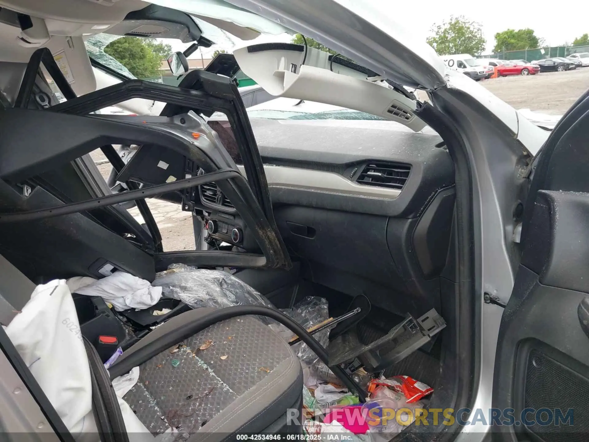5 Фотография поврежденного автомобиля 1FMCU9G65MUA20352 FORD ESCAPE 2021