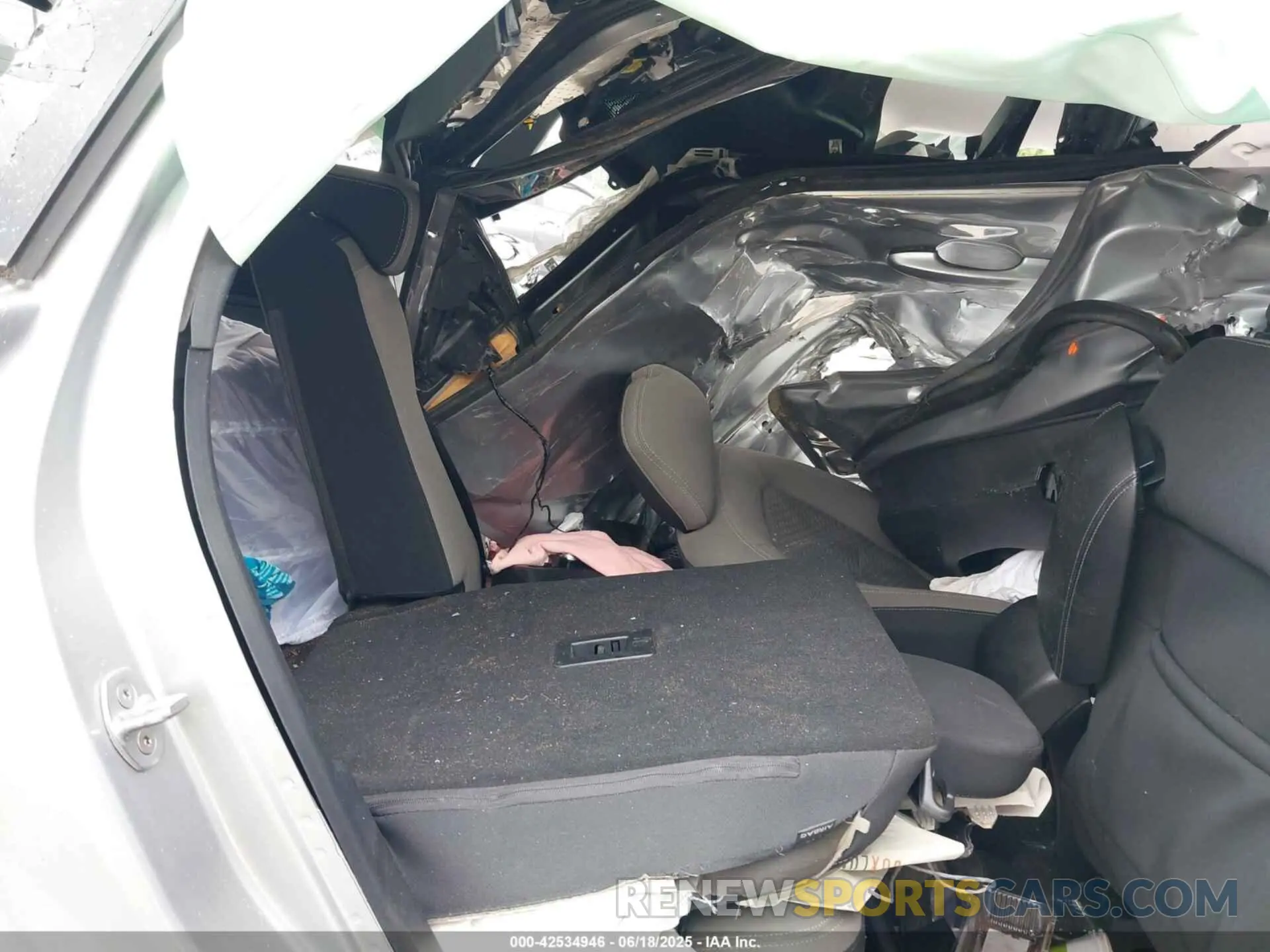 8 Фотография поврежденного автомобиля 1FMCU9G65MUA20352 FORD ESCAPE 2021