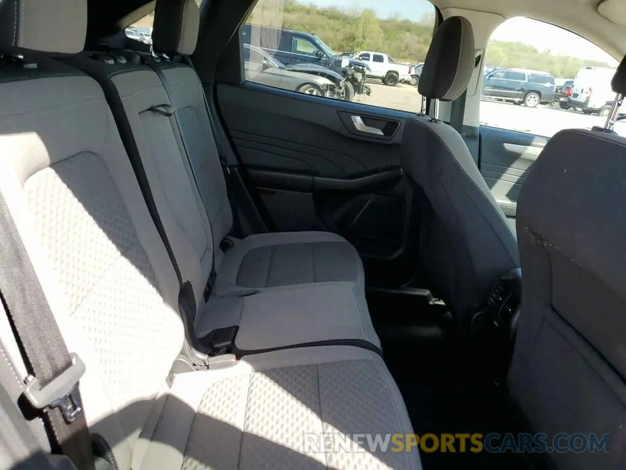 11 Photograph of a damaged car 1FMCU9G65MUA42447 FORD ESCAPE 2021