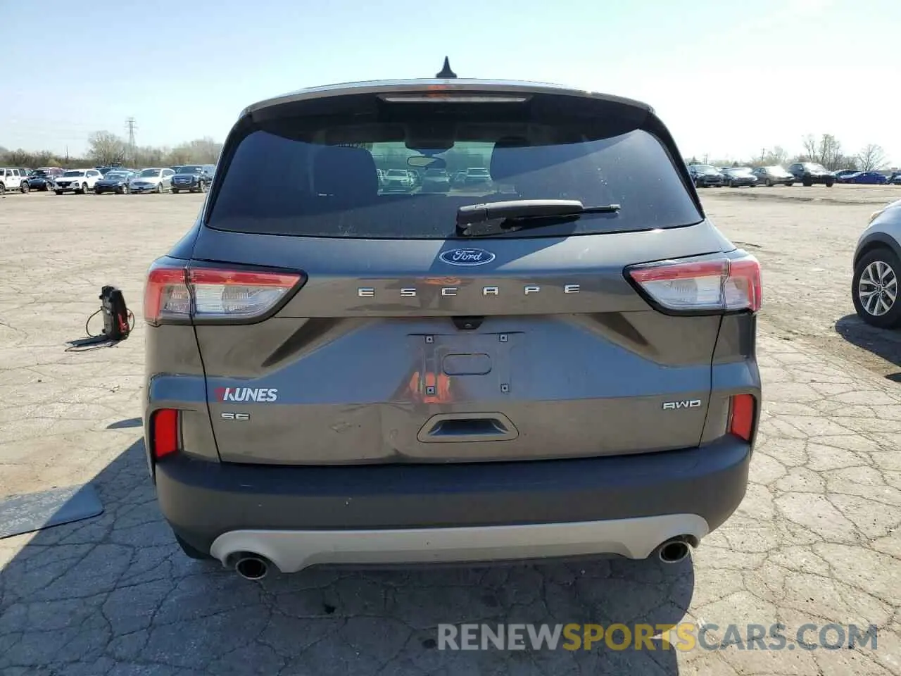 6 Photograph of a damaged car 1FMCU9G65MUA42447 FORD ESCAPE 2021