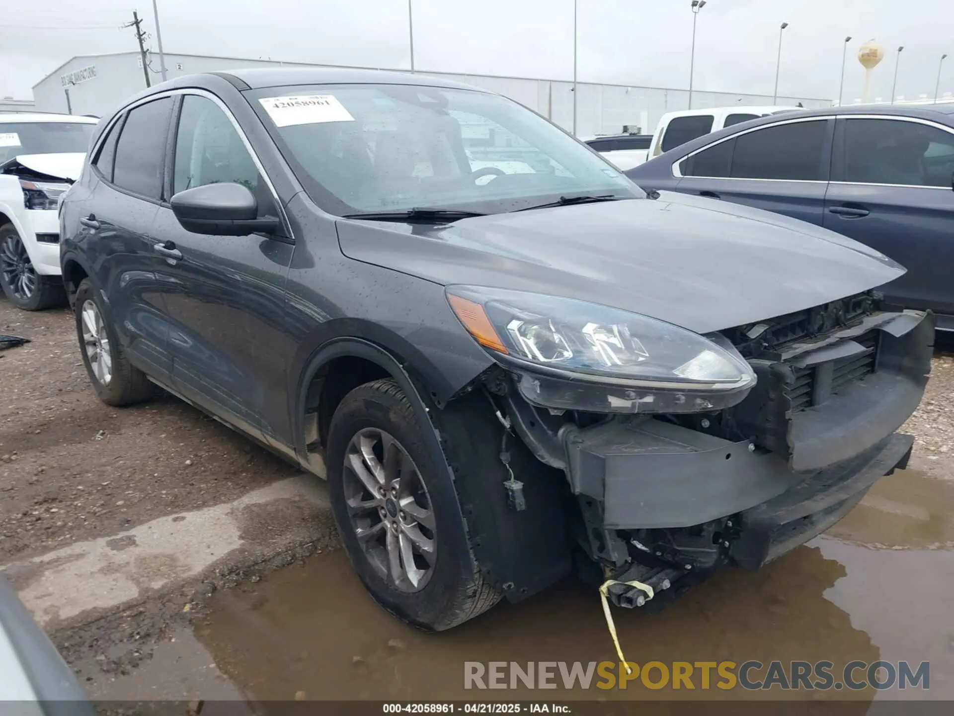 1 Photograph of a damaged car 1FMCU9G66MUA37712 FORD ESCAPE 2021