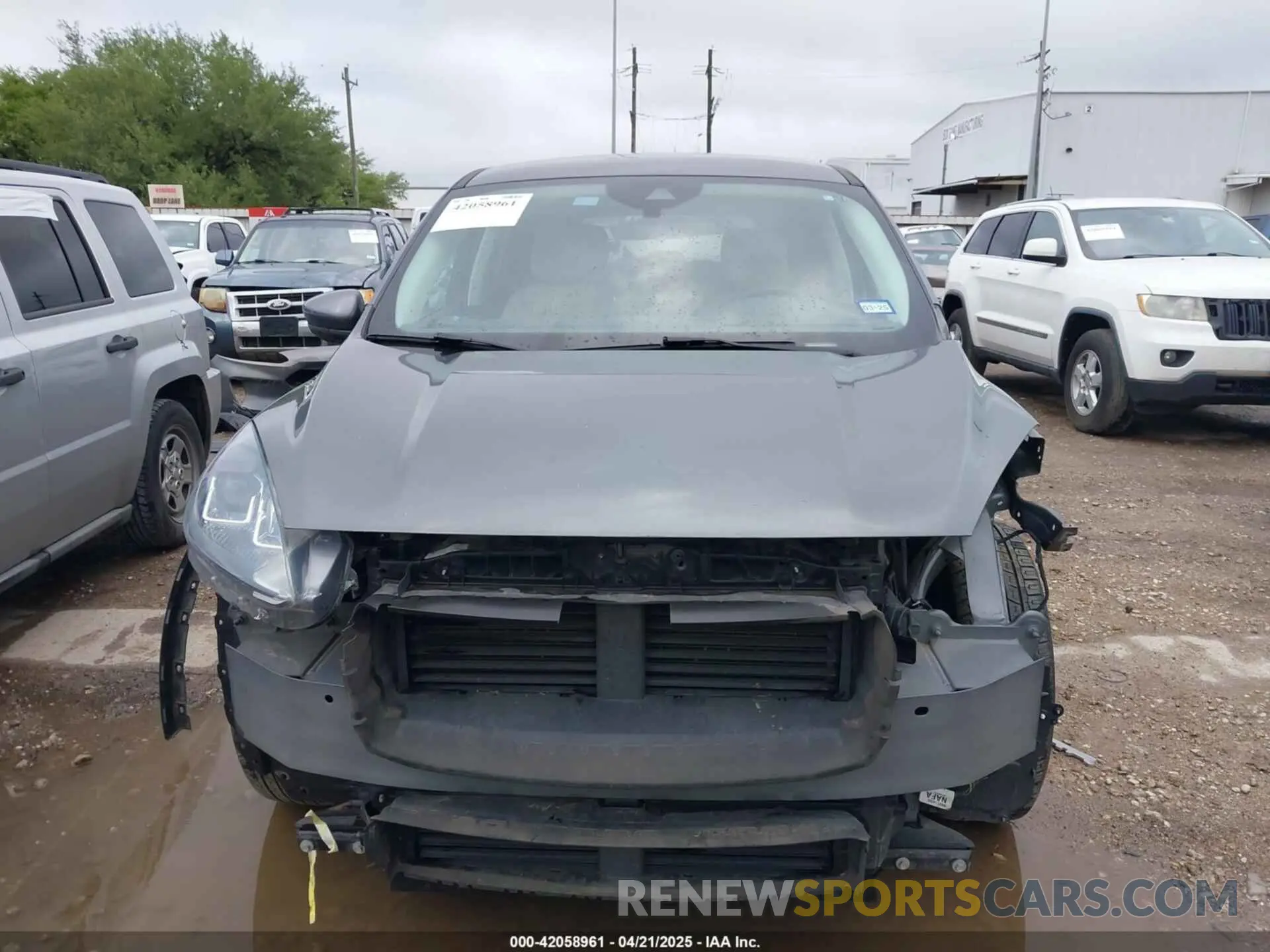 13 Photograph of a damaged car 1FMCU9G66MUA37712 FORD ESCAPE 2021