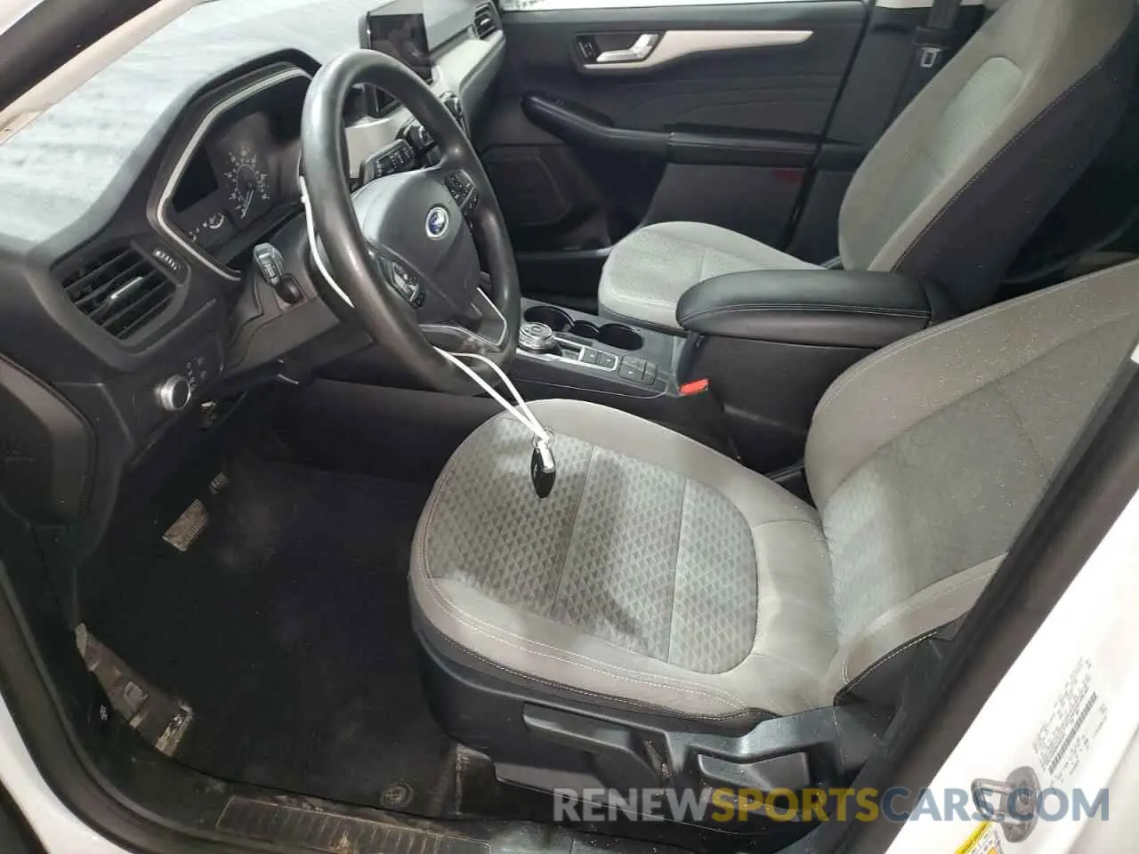 7 Photograph of a damaged car 1FMCU9G66MUB22484 FORD ESCAPE 2021