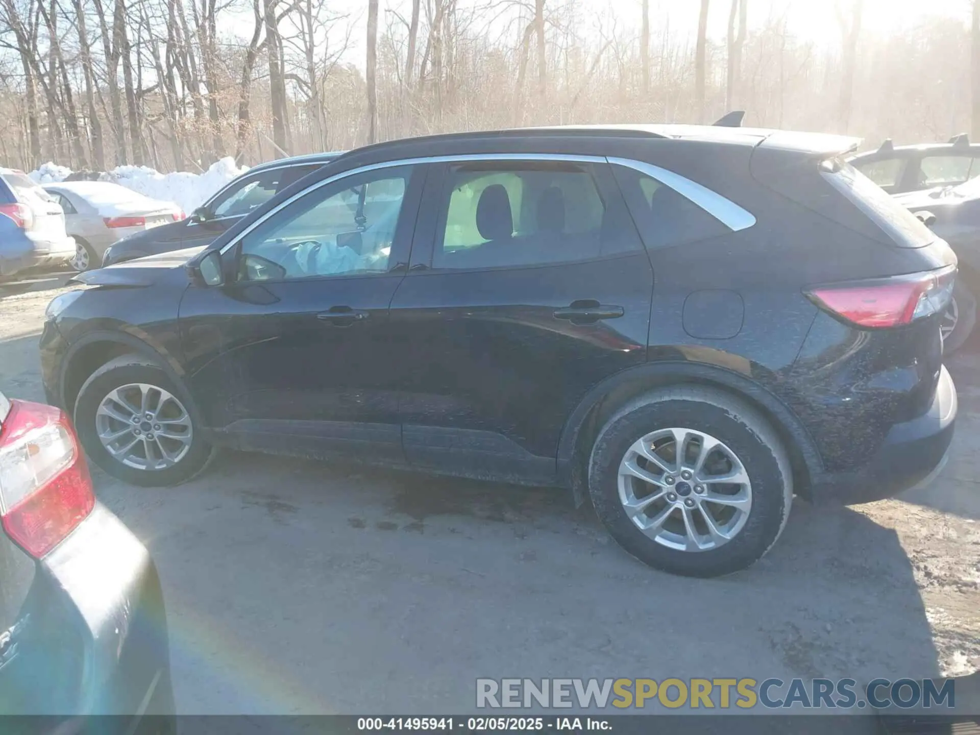 14 Photograph of a damaged car 1FMCU9G67MUA37444 FORD ESCAPE 2021